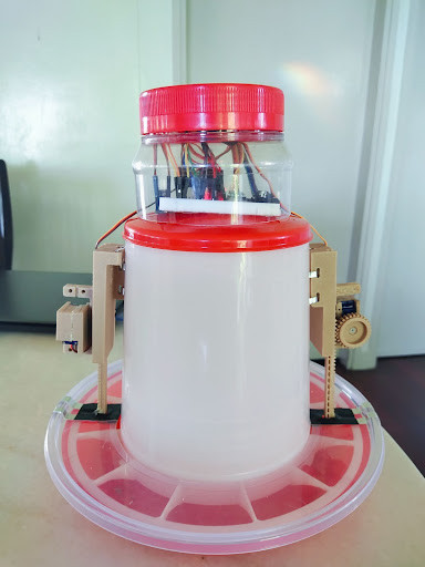 The winning project from De 3 Lions: an innovative chicken feeder that minimised wastage and maintained chicken feed quality